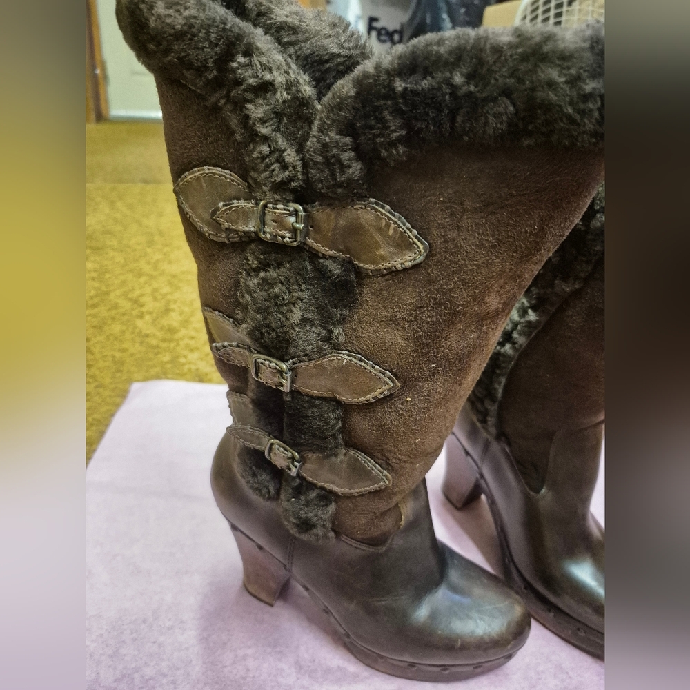 FRYE AND CO. Dark Brown Fur-Trimmed Winter Boots